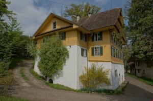 Reizvolle "Alte Mühle" mit grossem Weiher Reizvolle "Alte Mühle" mit grossem Weiher